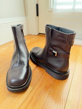 NWT- Franco Sarto Axel Bootie- Dark Brown Leather- Size 8M